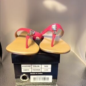 IMAN Pink Sandals with Modern Design​